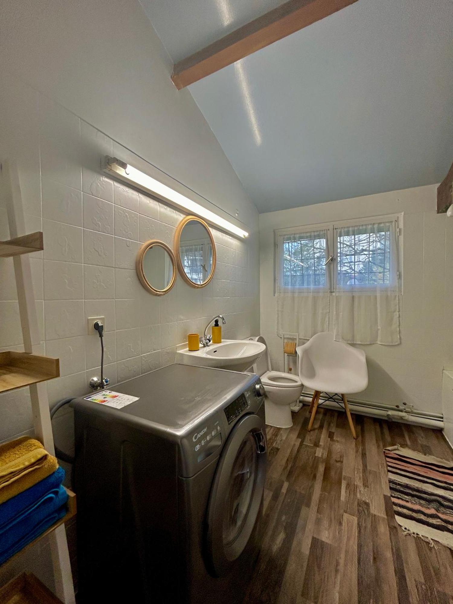 Maisonnette 2 A 4 Pers- Jardin Privatif Cloture- Calme- Stationnement Gratuit- Pau Ouest Billere Exterior foto