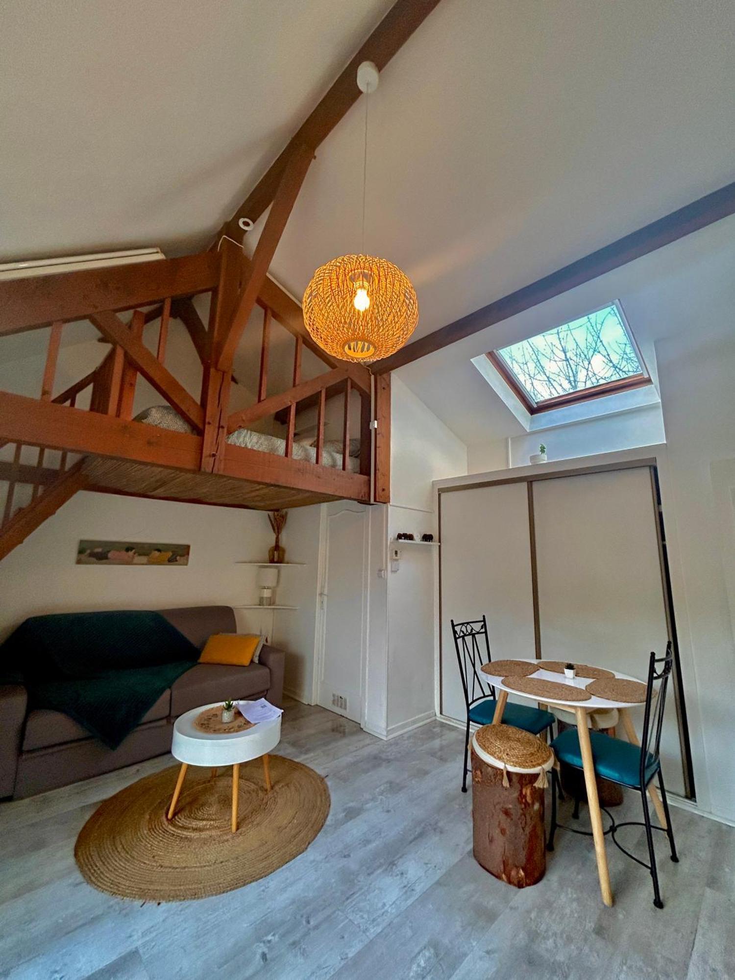 Maisonnette 2 A 4 Pers- Jardin Privatif Cloture- Calme- Stationnement Gratuit- Pau Ouest Billere Exterior foto